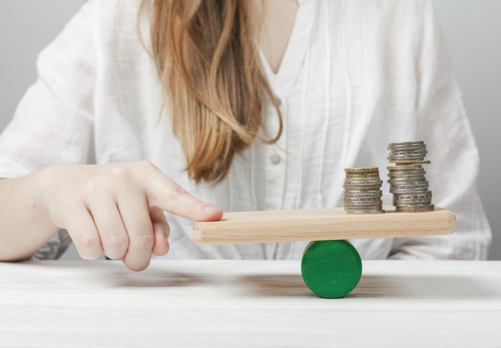 Structuring remuneration in aesthetic medicine: Commissions, fixed, bonuses